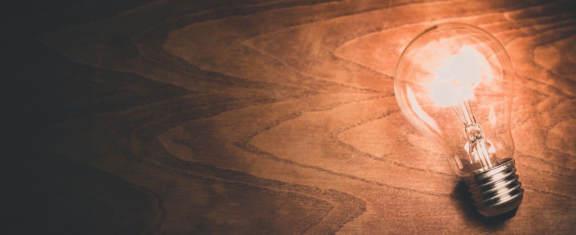 Decorative light bulb